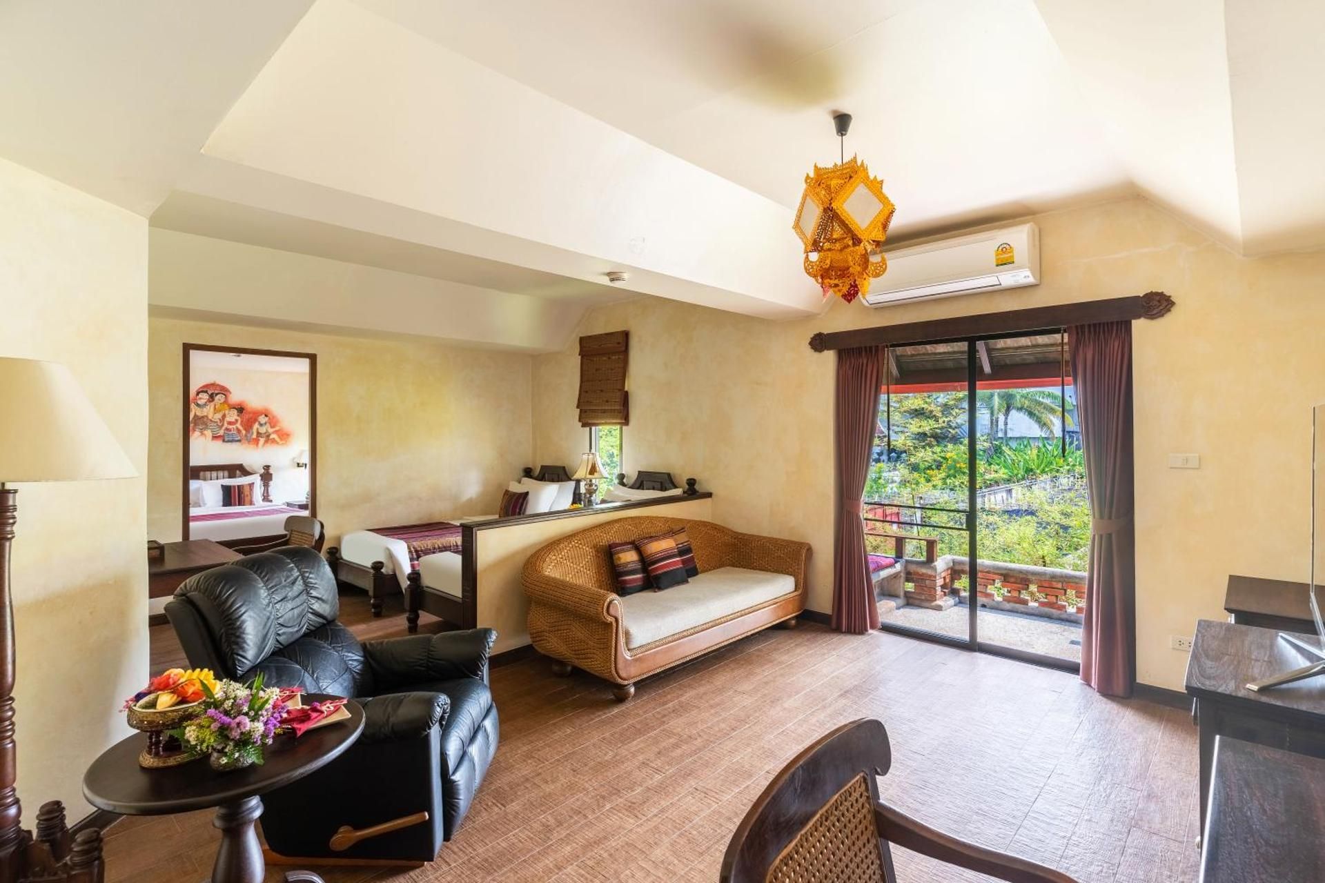 undefined Yaang Come Village 4