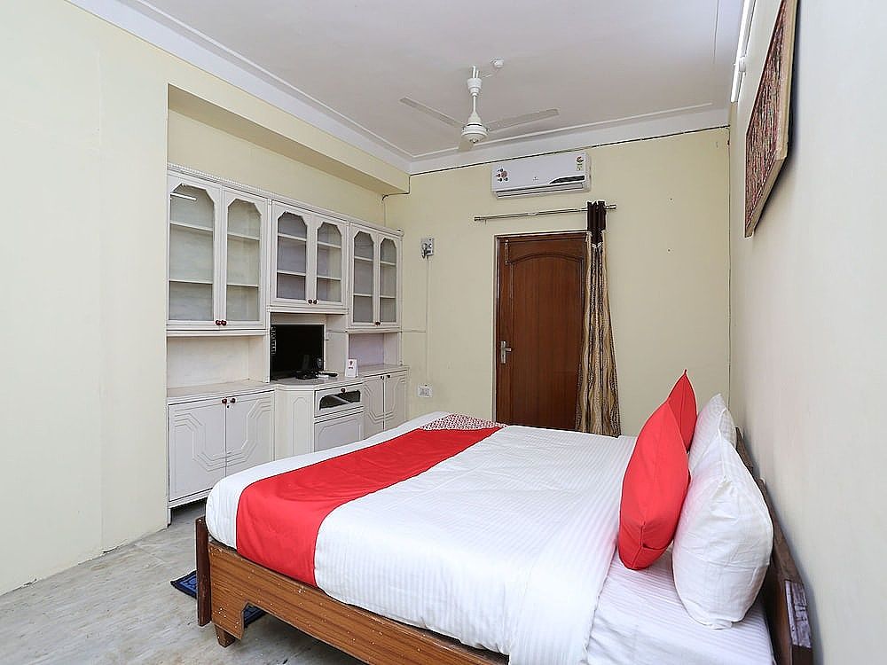 OYO 12228 Colonel corner Double Room 3