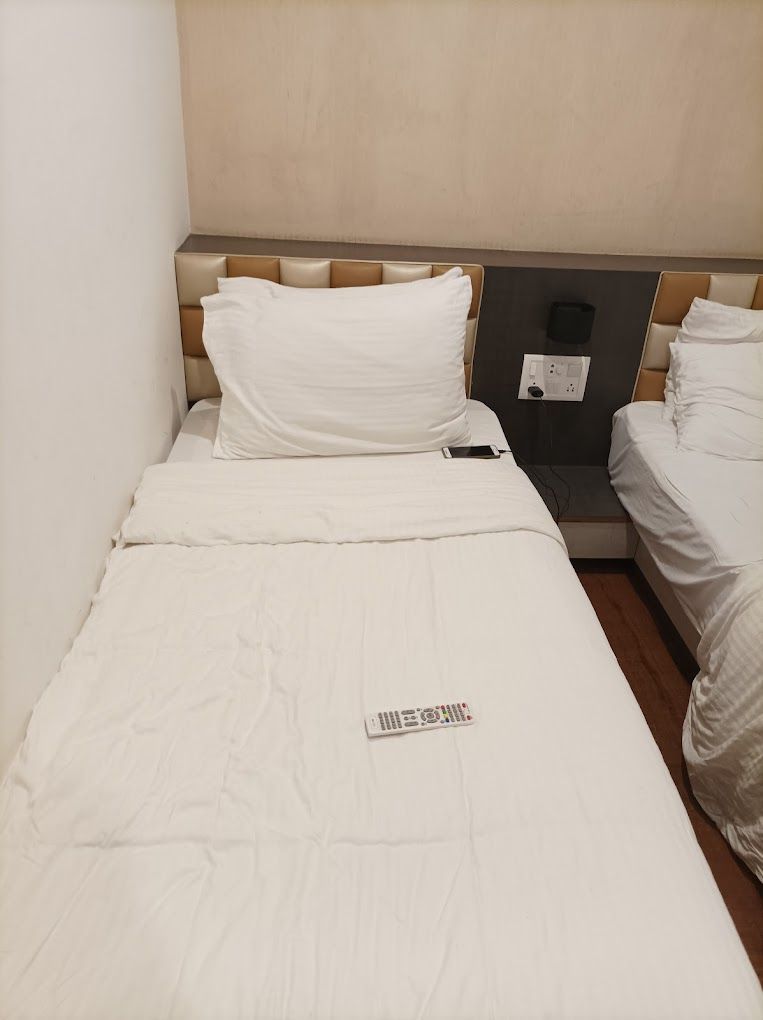 Deluxe Twin Bed Room Non AC