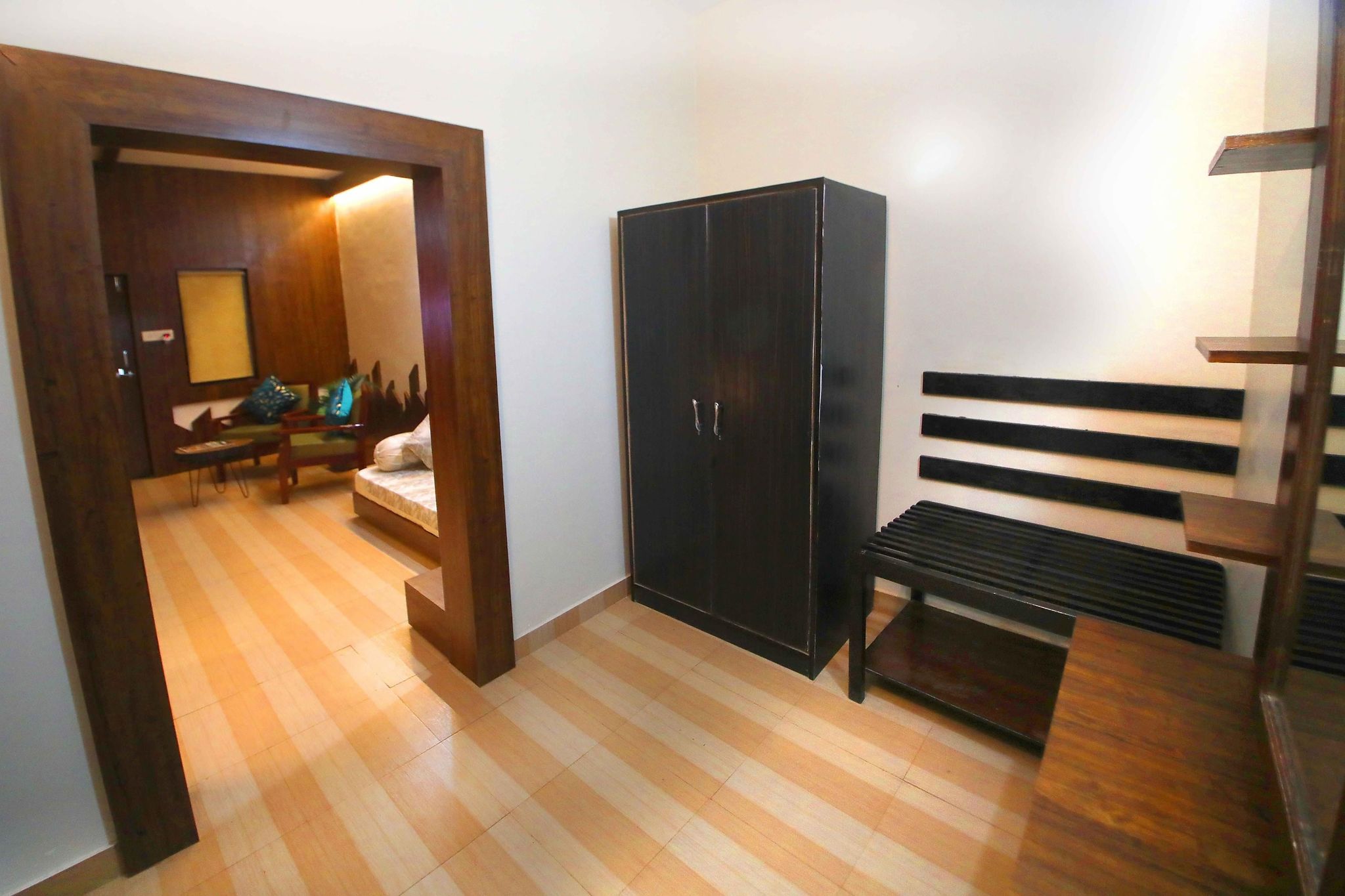 Mogli Resorts Kanha Deluxe Cottage 8