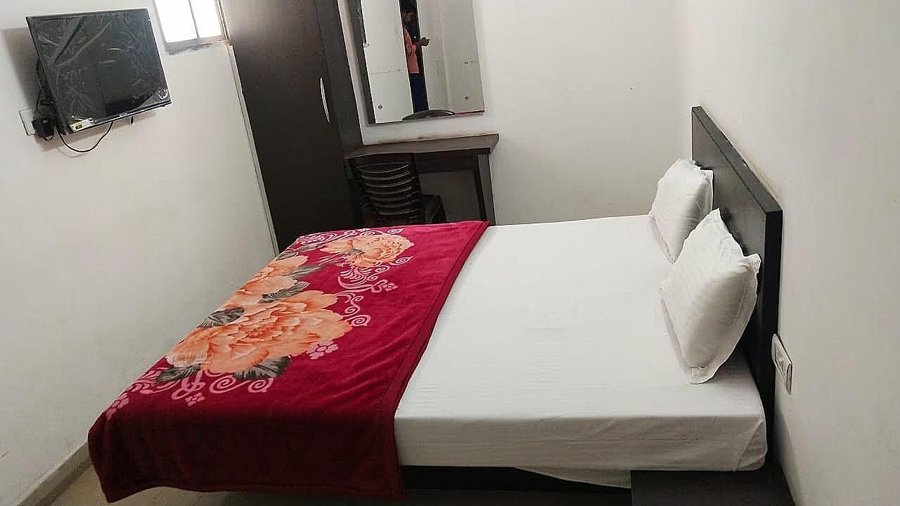 undefined Hotel S G International 5