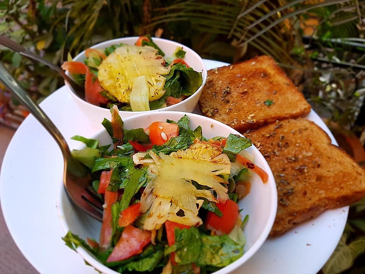 Food & Dining