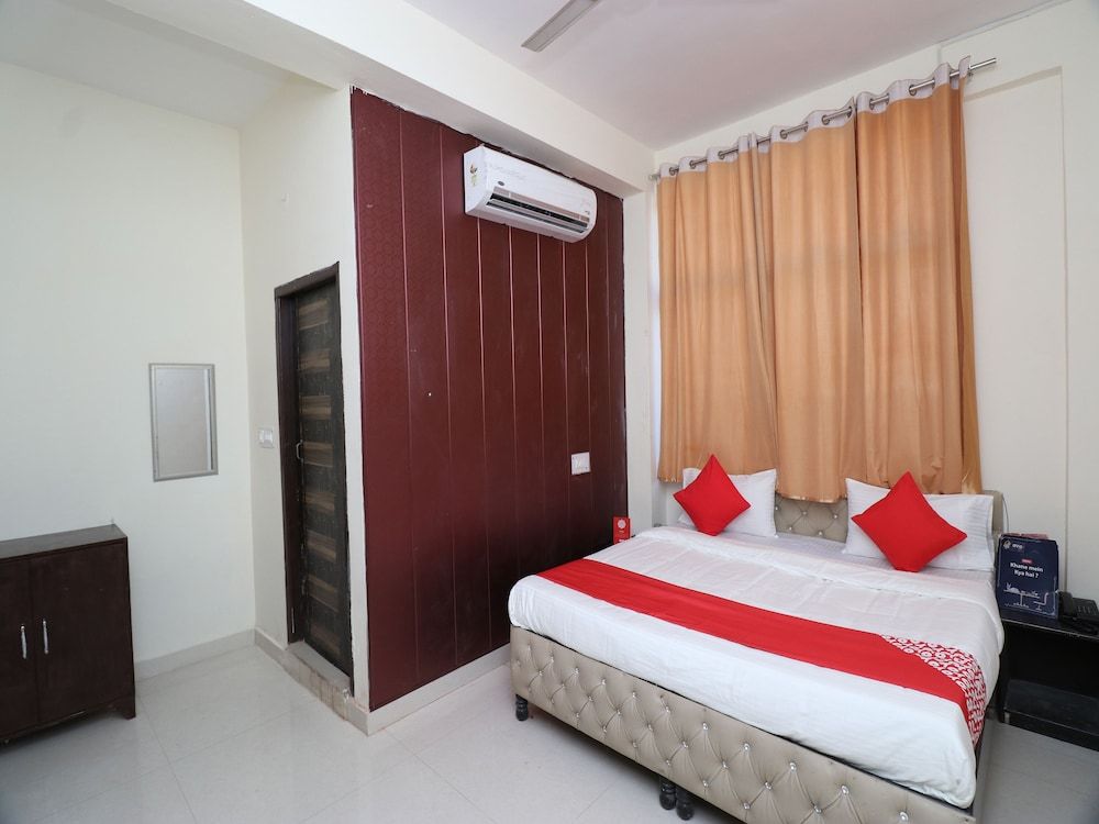 OYO 24466 Rio 7 Guest House Double or Twin Room 14