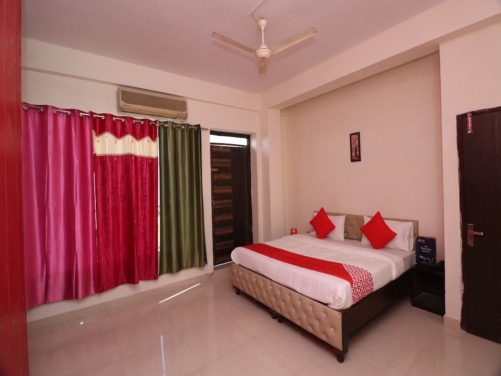 OYO 24466 Rio 7 Guest House Double or Twin Room 6