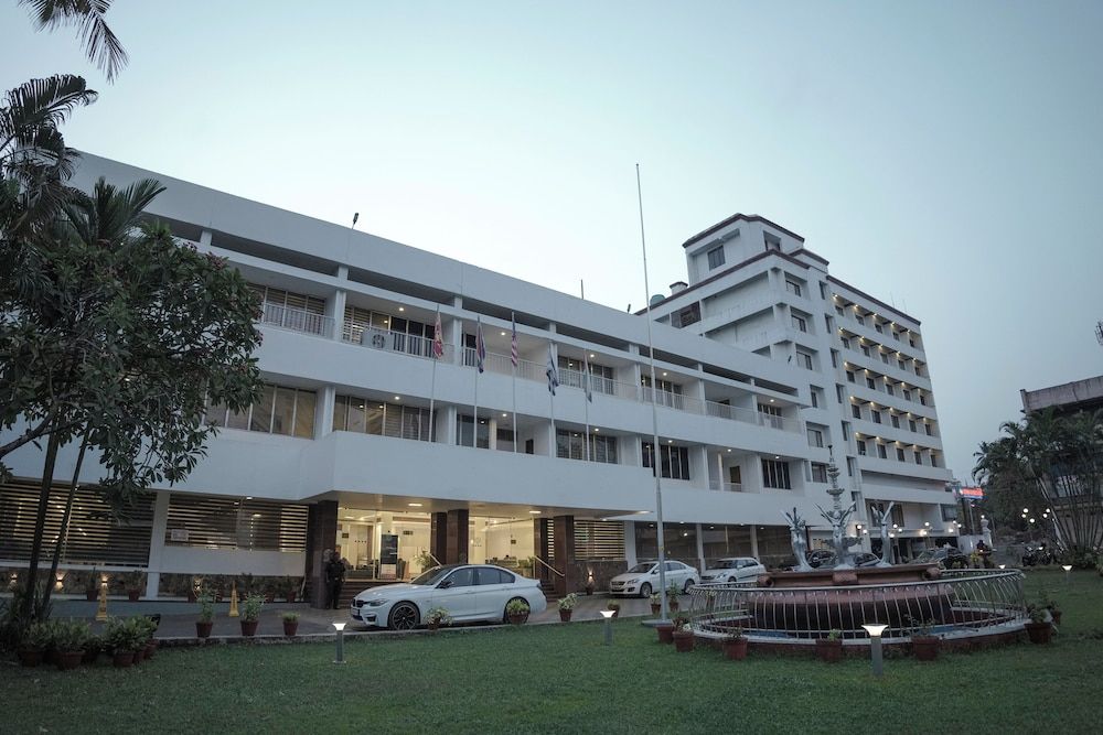 Casino Hotels Ltd. 