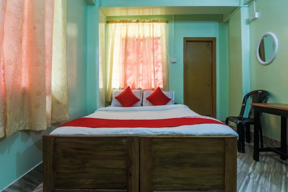 undefined OYO 18330 Stay At Jo's Guest House 10