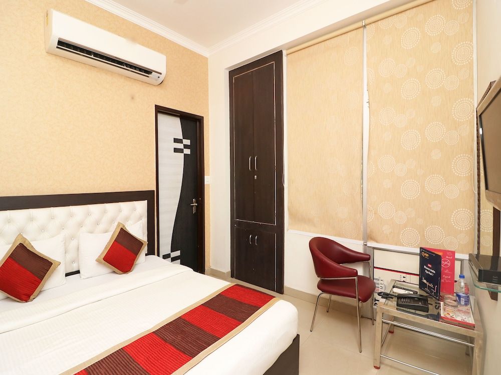 undefined OYO 4773 Atithi Inn 7