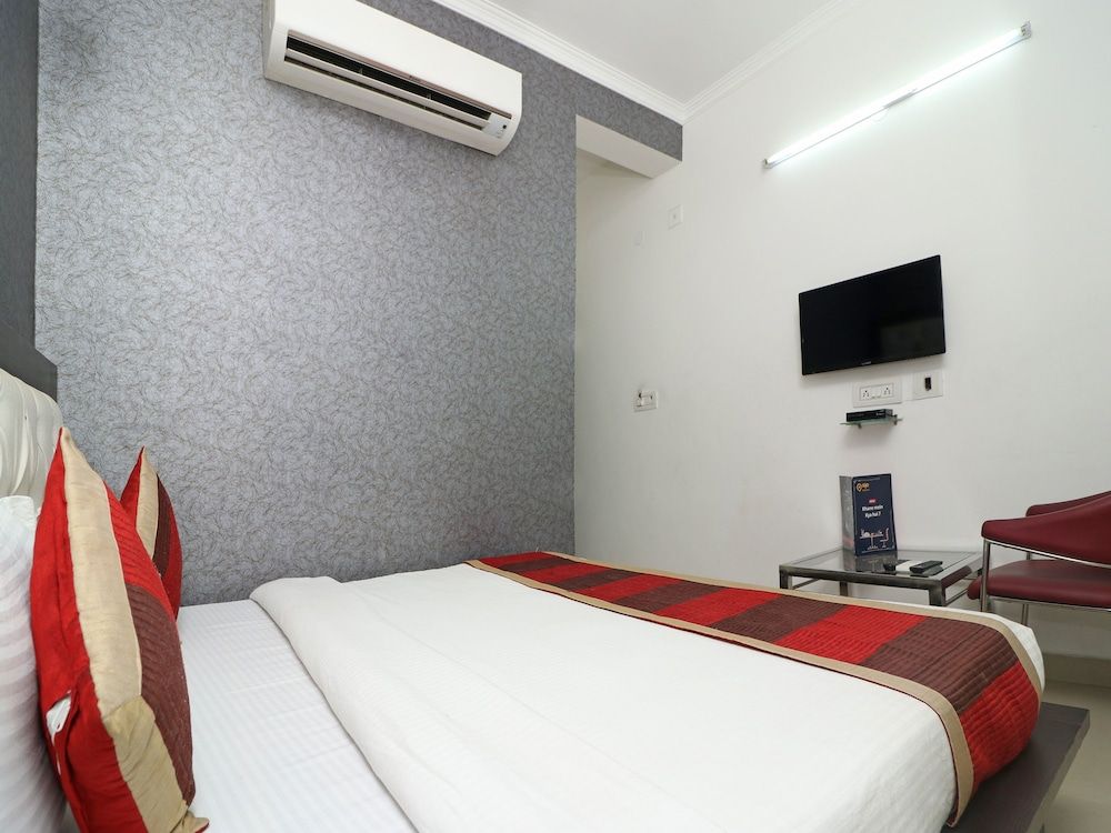 undefined OYO 4773 Atithi Inn 10
