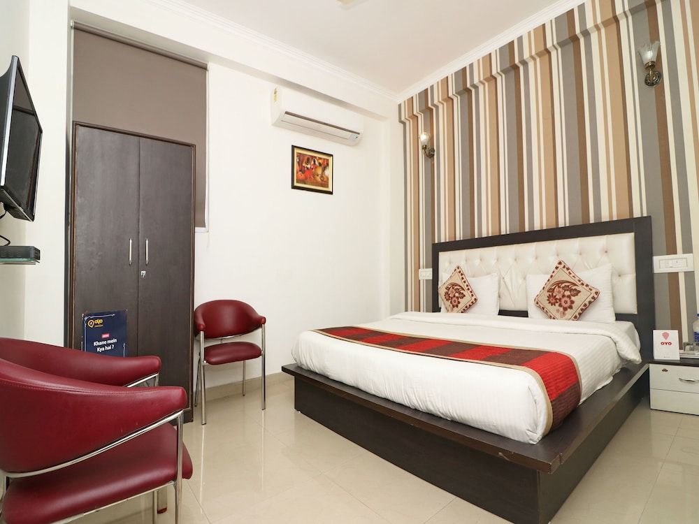 undefined OYO 4773 Atithi Inn 4