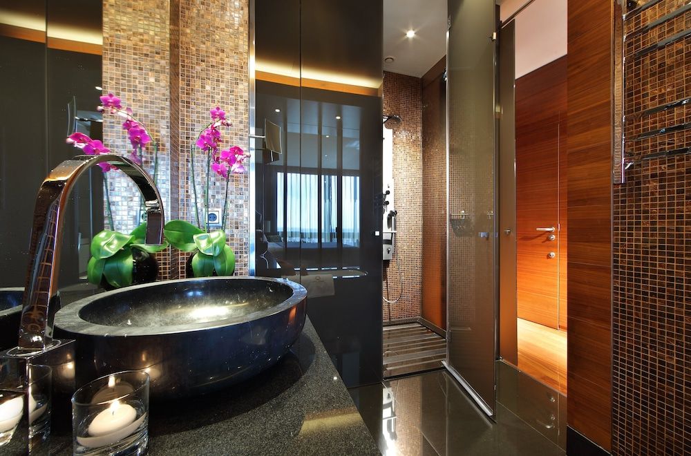 Eurostars Madrid Tower Superior Room 7