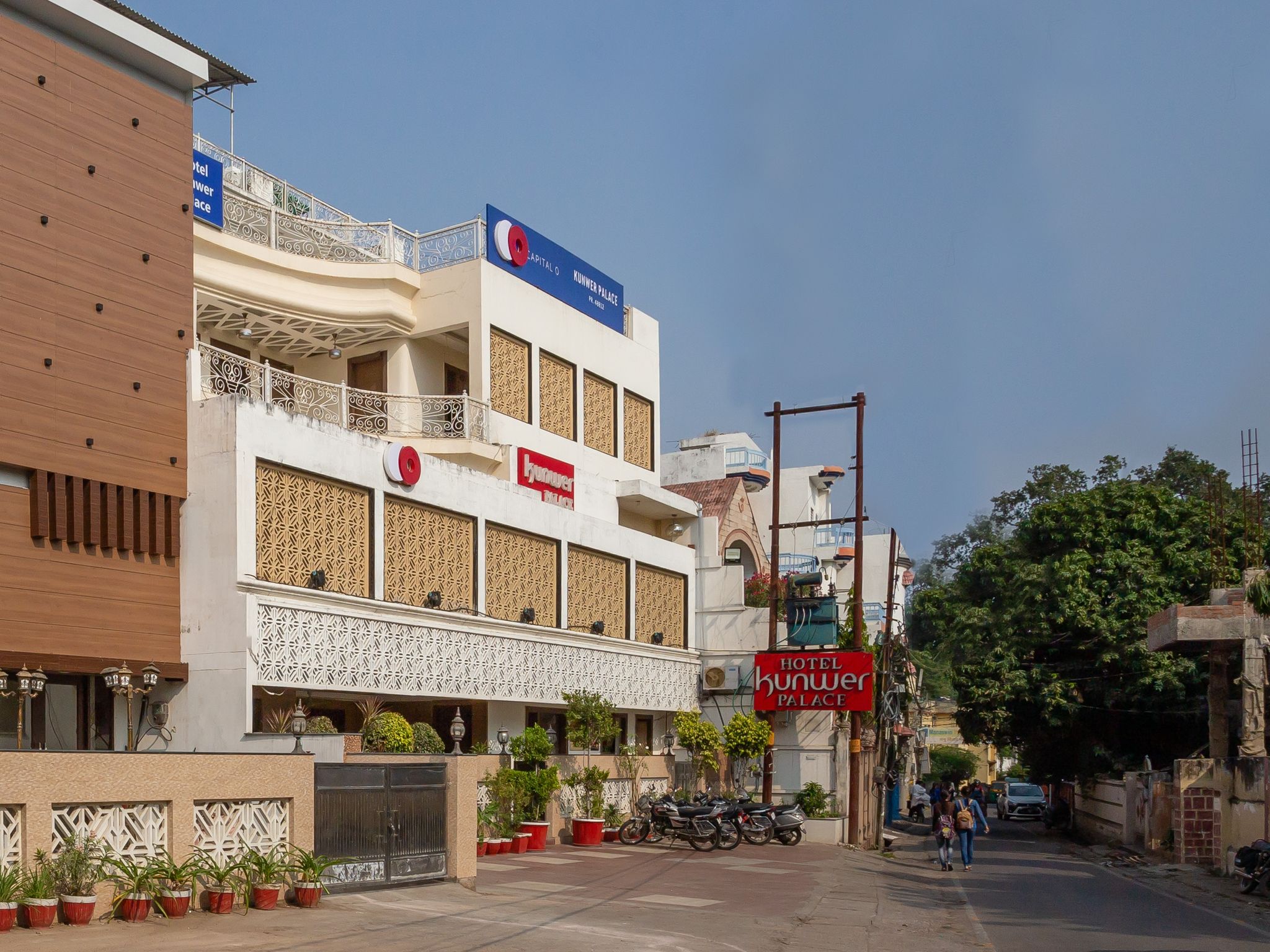 undefined Hotel Kunwer Palace 2