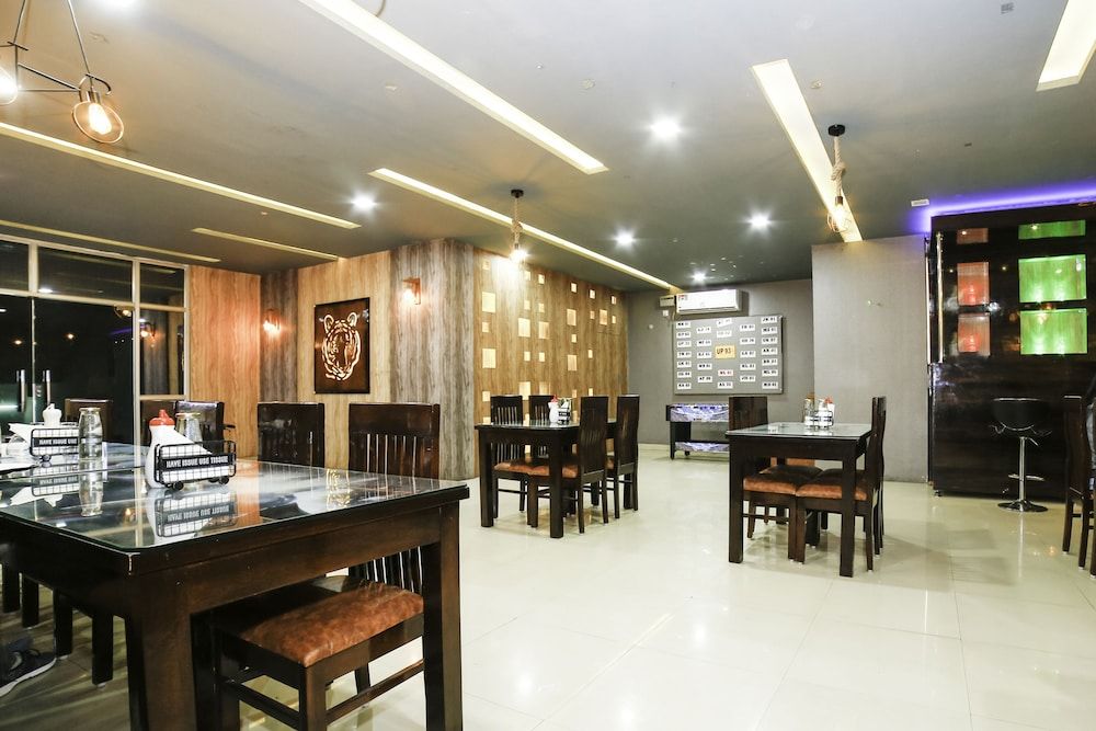 undefined OYO 29773 C P Palace 5