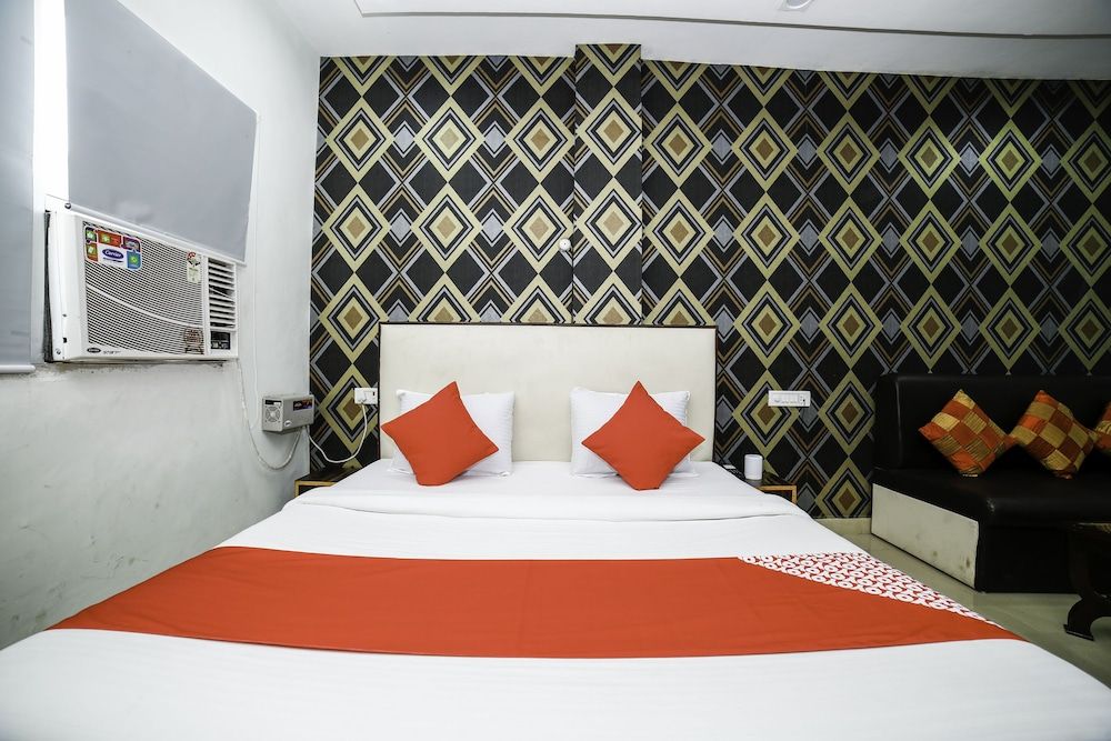 undefined OYO 29773 C P Palace 7