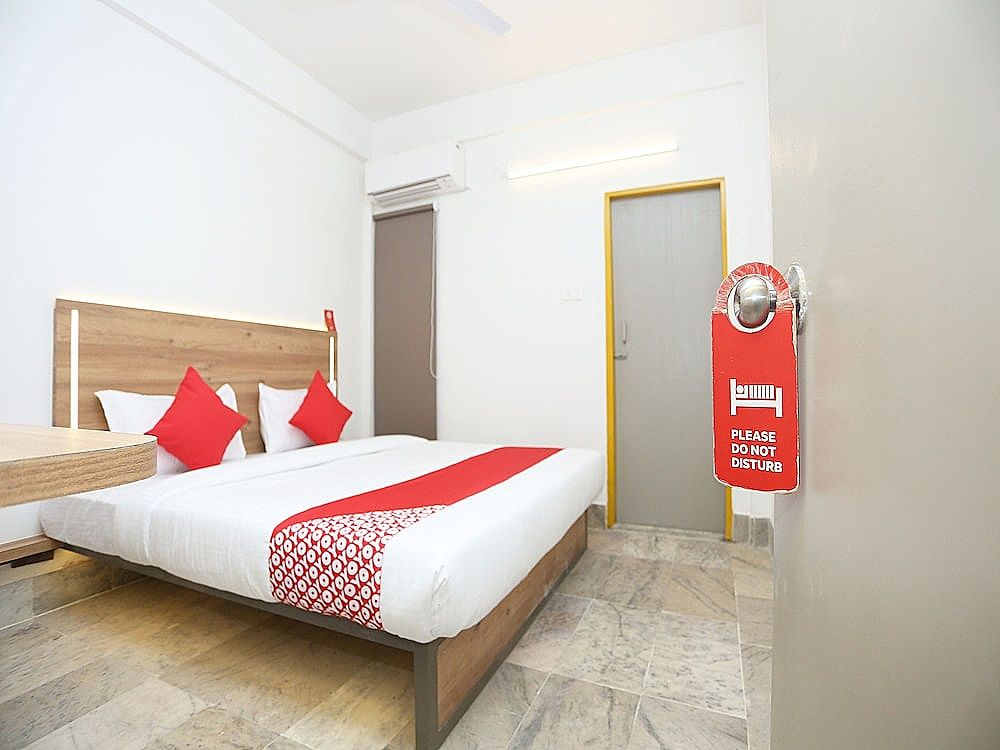 undefined OYO 23467 Stayinn Nest 10