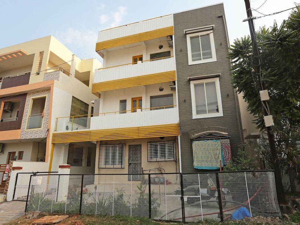 undefined OYO 23467 Stayinn Nest