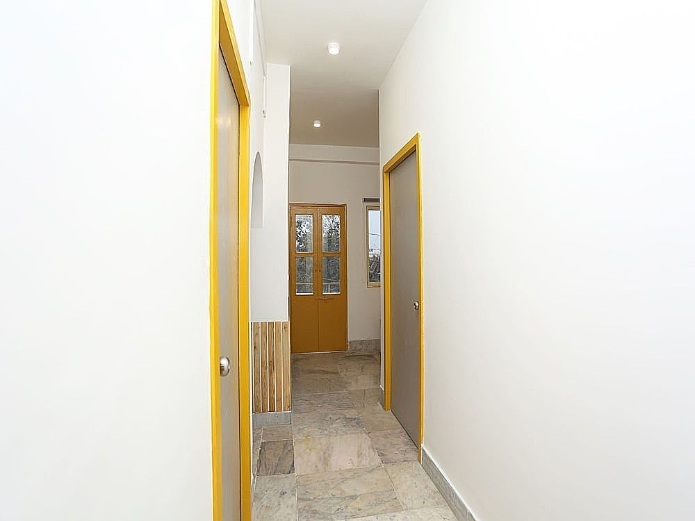 undefined OYO 23467 Stayinn Nest 8