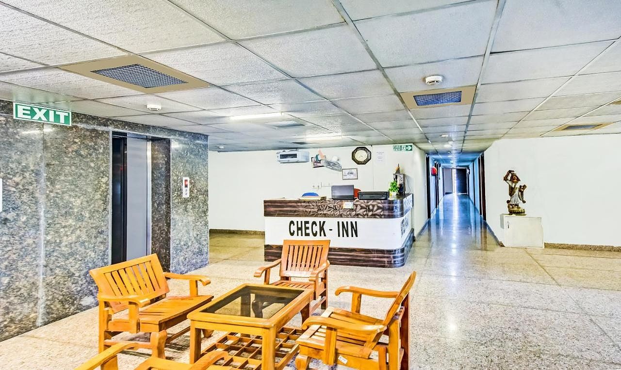 undefined Hotel Paras Tower 7