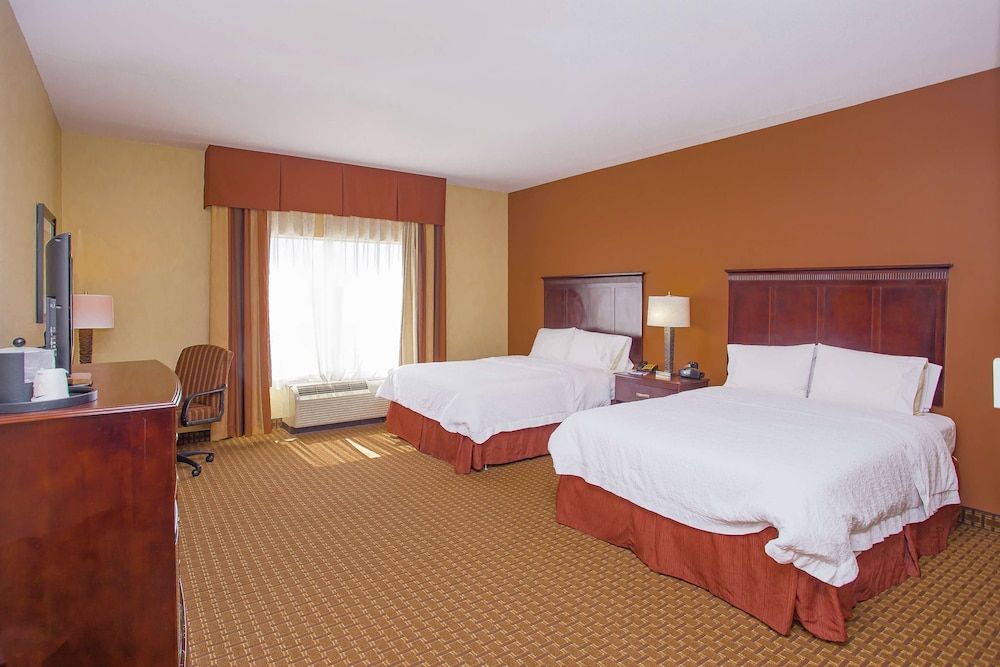 Room, 2 Queen Beds, Accessible, Non Smoking