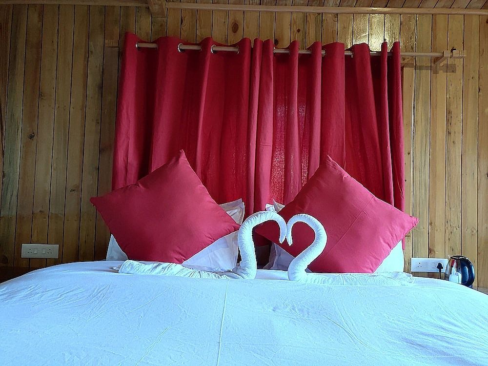 The Peru Resort by Xtreeme Huts 3