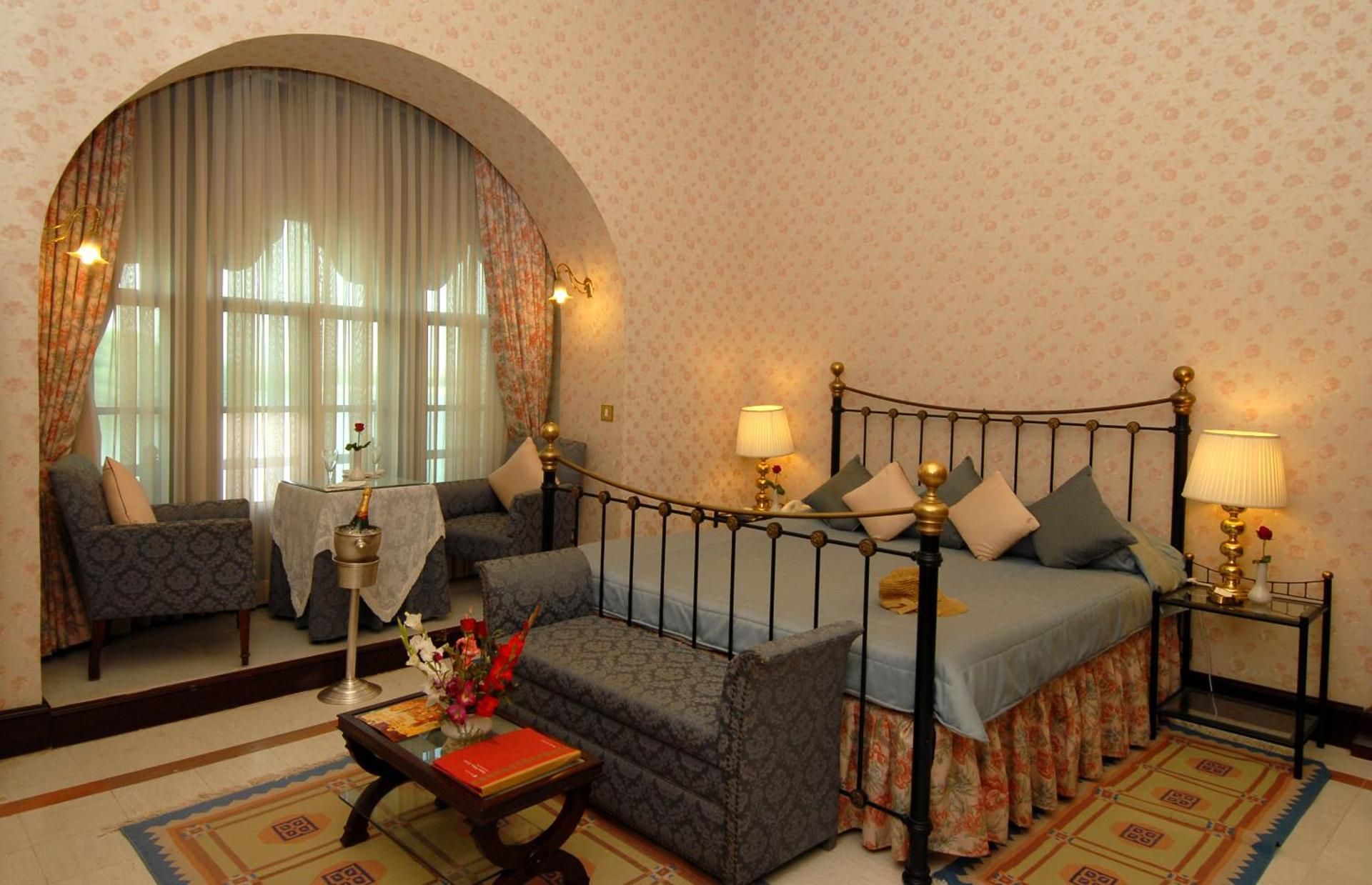 Deluxe Suite