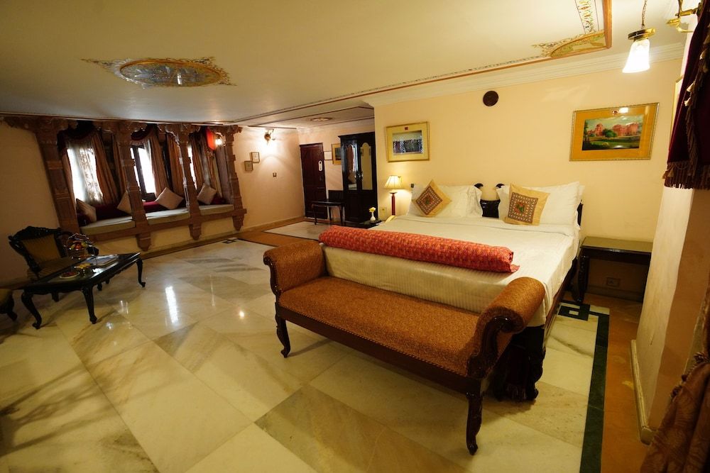 Palace Room