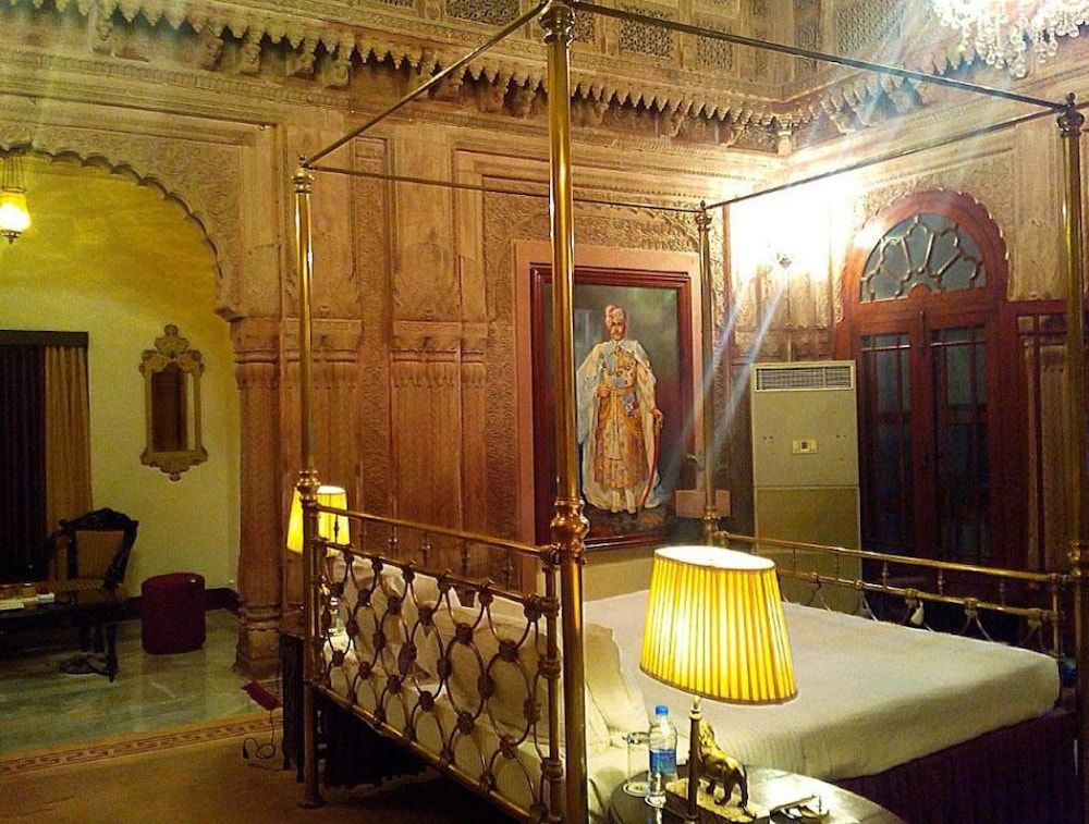 The Laxmi Niwas Palace Historical Suite 9