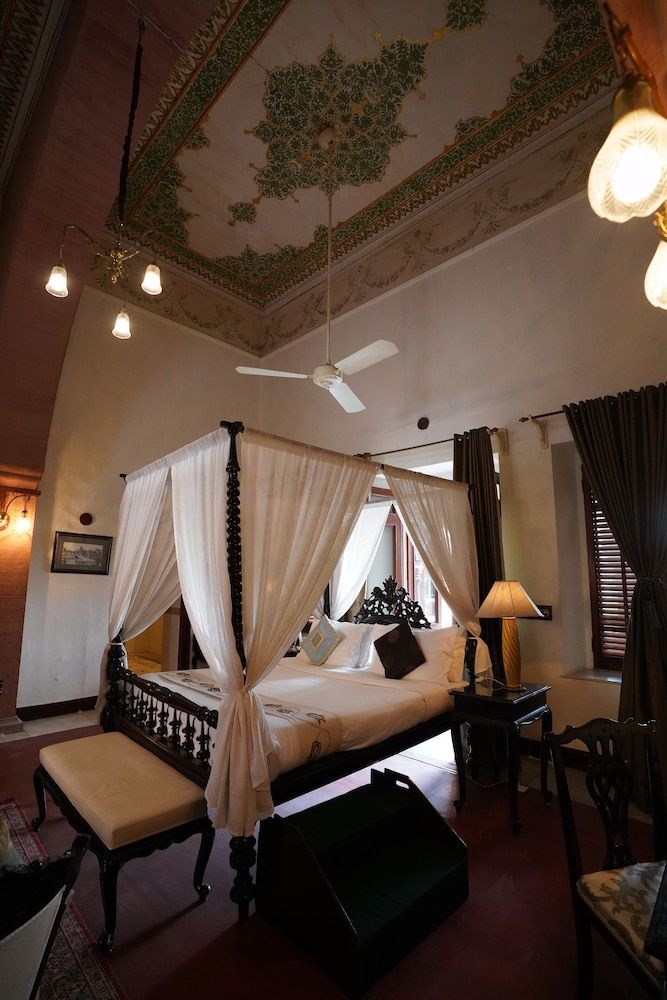The Laxmi Niwas Palace Historical Suite 10