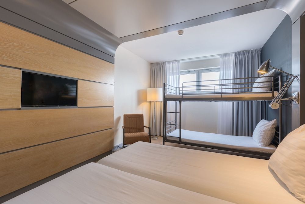 Leonardo Hotel Almere City Center Comfort Room (1 Twin Bed)