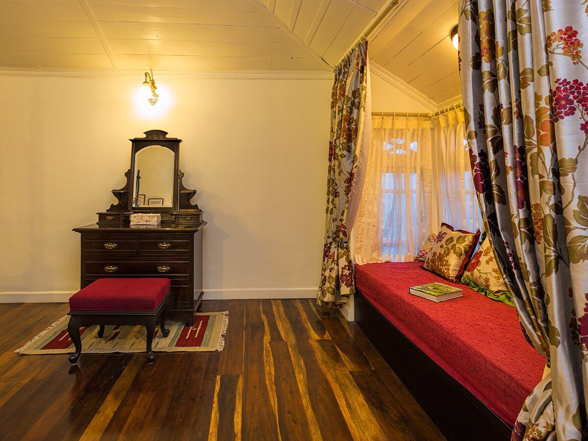 Ging Tea House Heritage Room