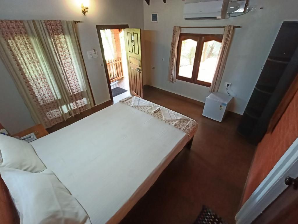 Om Bodhi Retreat Garden view budget cottage 14