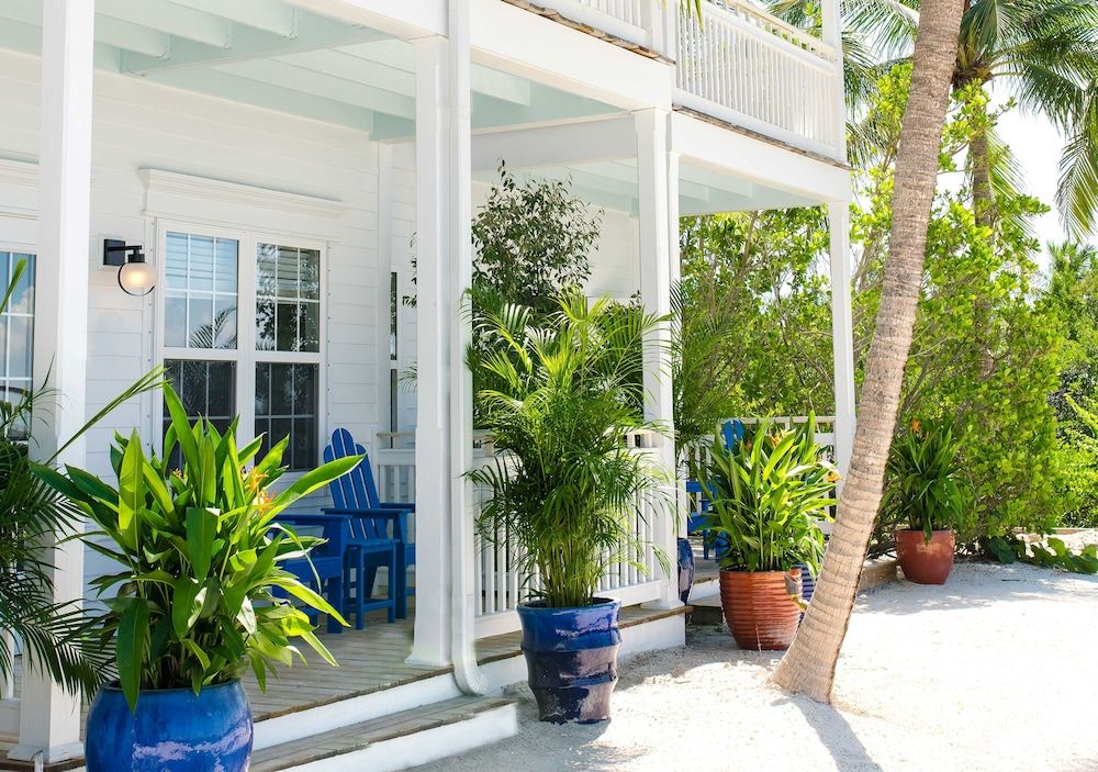 undefined Parrot Key Hotel & Villas 6