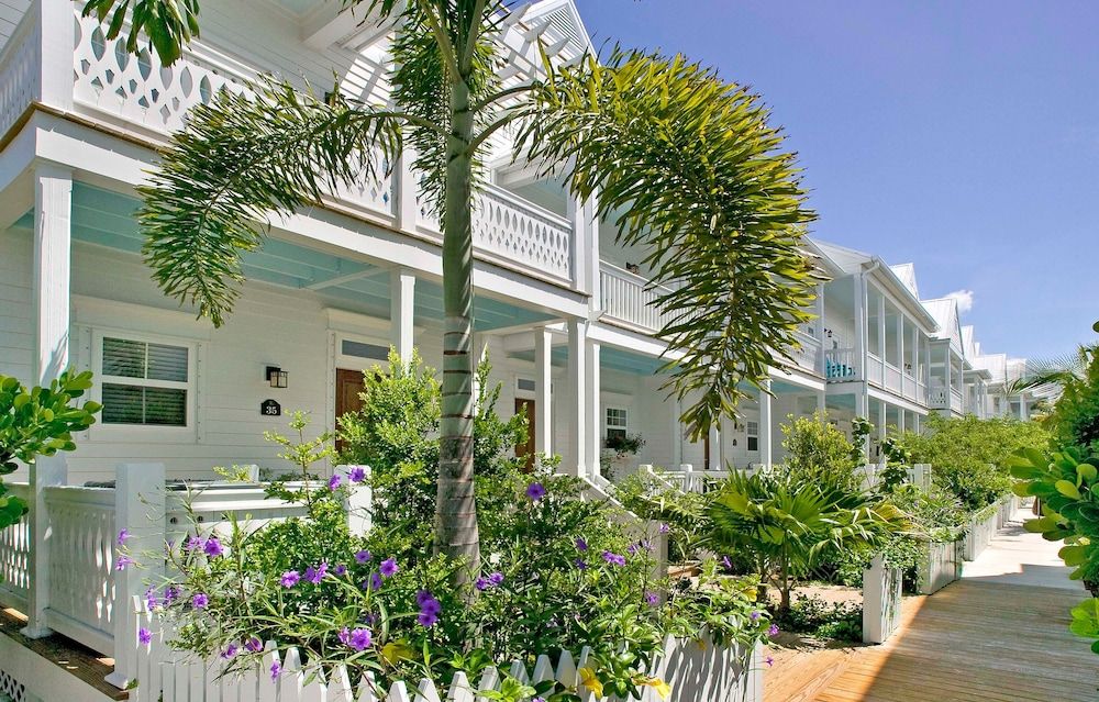 undefined Parrot Key Hotel & Villas 3