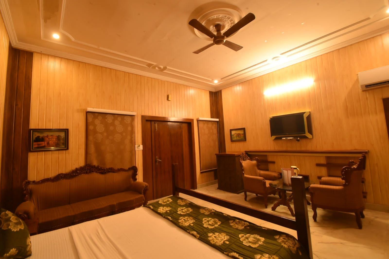Hotel Sagar Niwas Deluxe Room 4