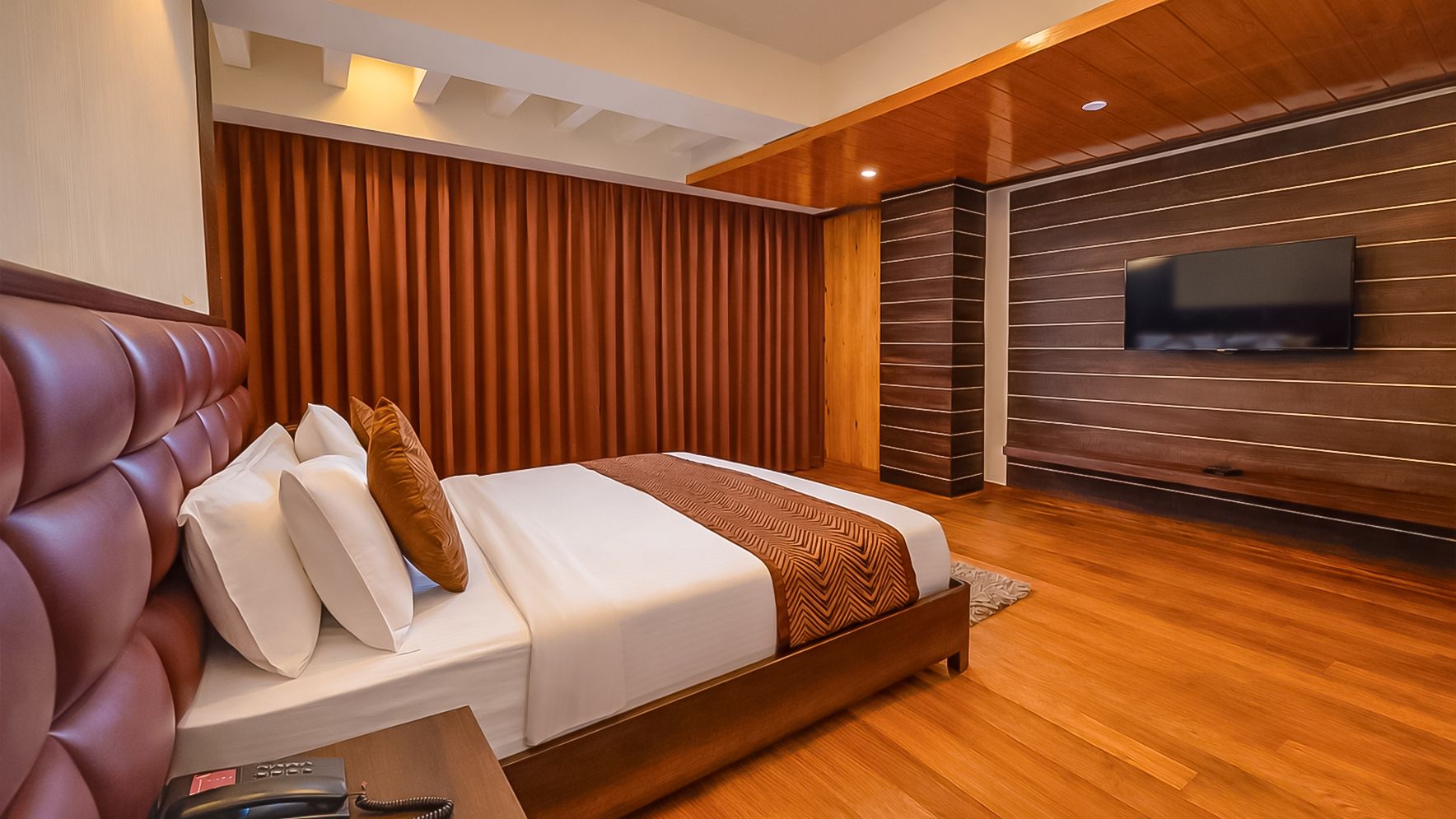 Yashshree Jai Hotels & Banquet Deluxe 3