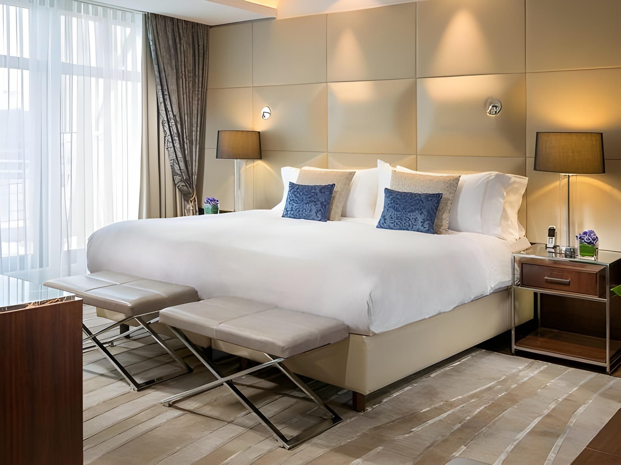 undefined Breidenbacher Hof 5