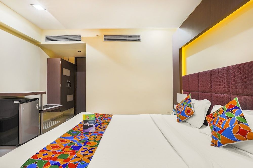 Hotel Amrit Residency Premium 3