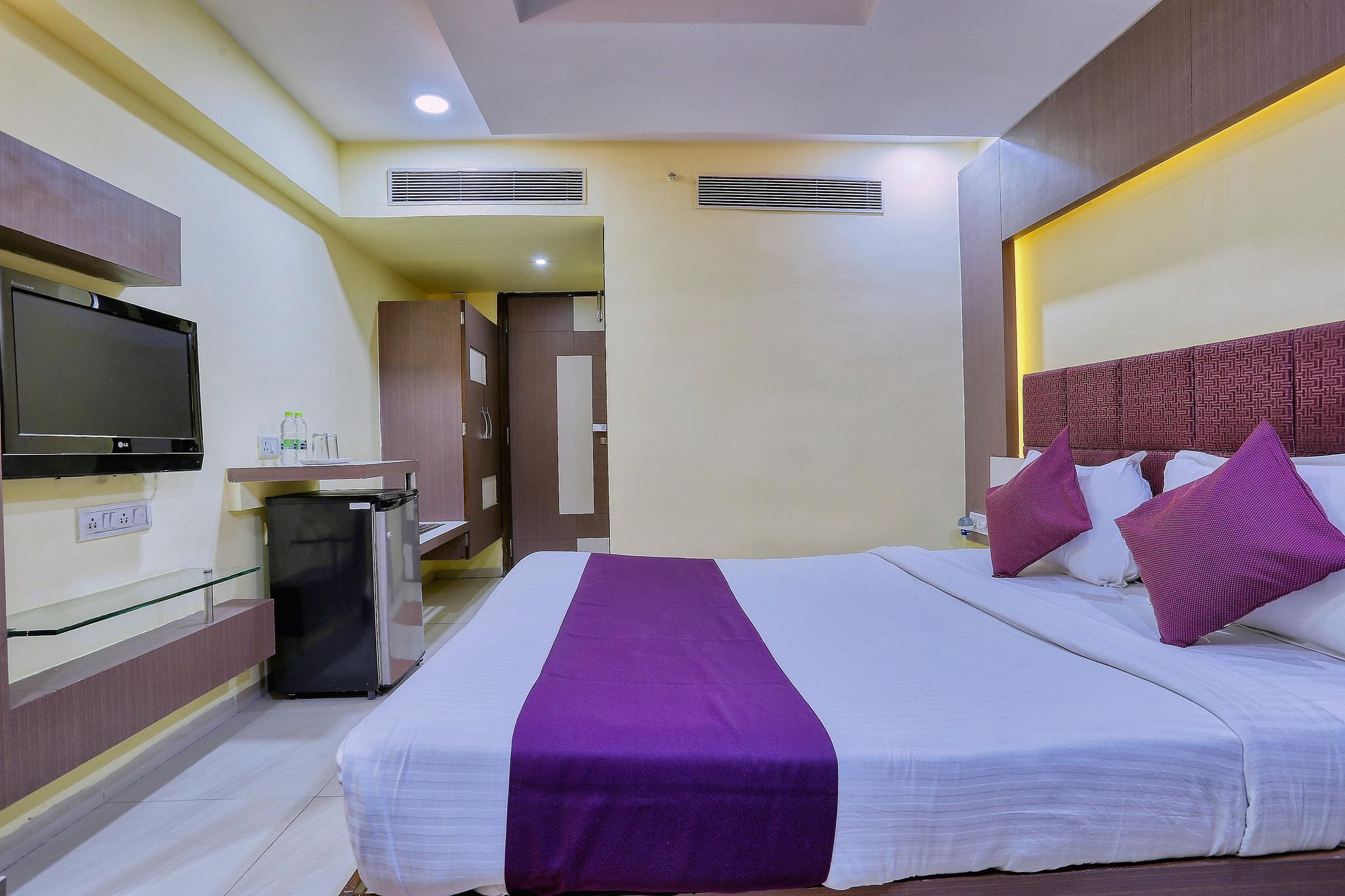Hotel Amrit Residency Premium 5