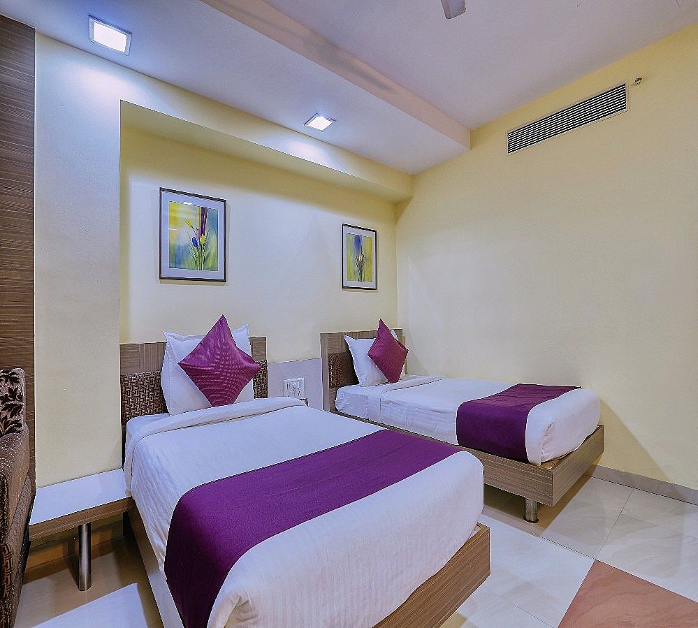 Hotel Amrit Residency Deluxe 6