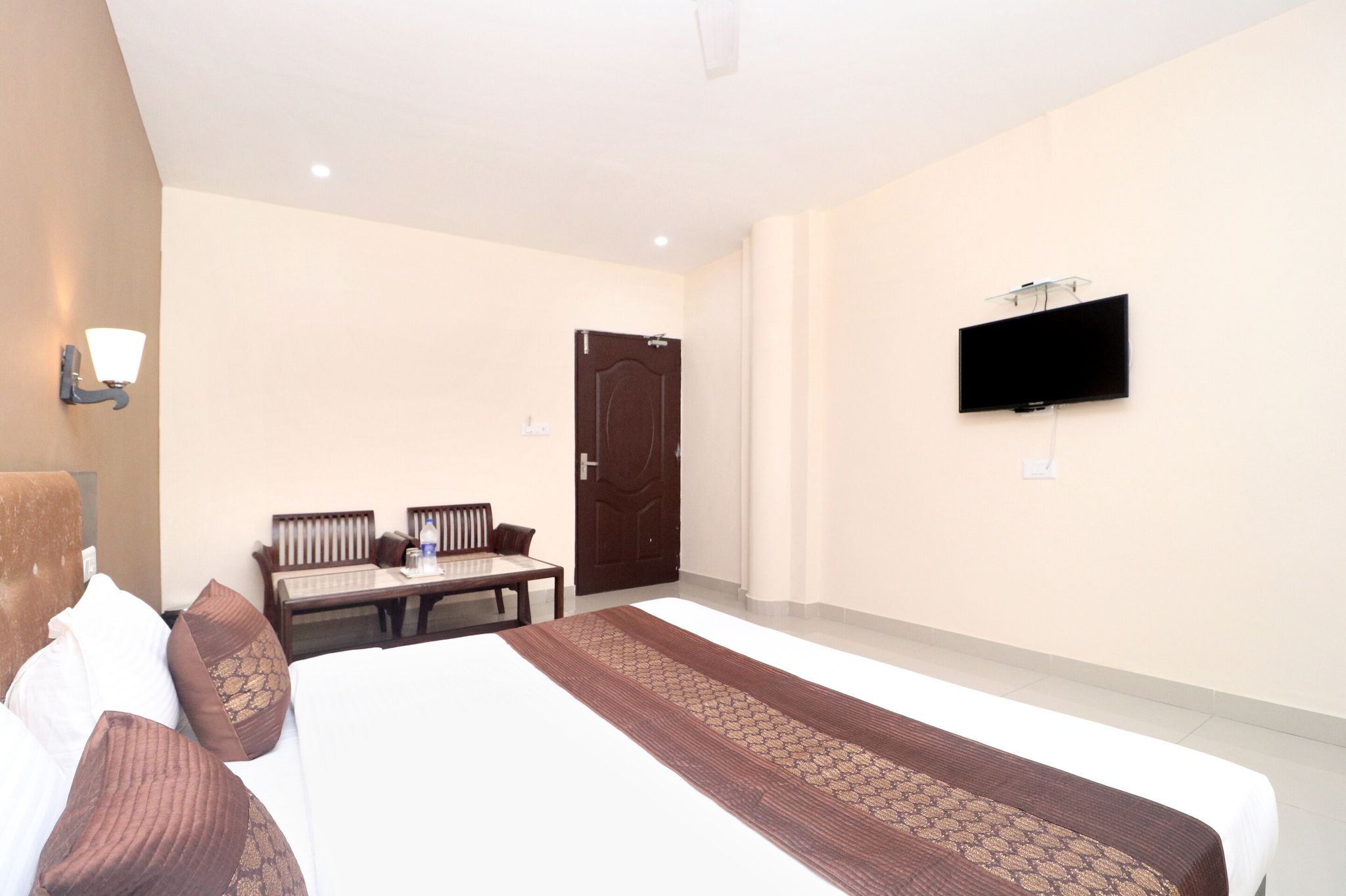 Collection O Hotel Inderprasth Classic 19