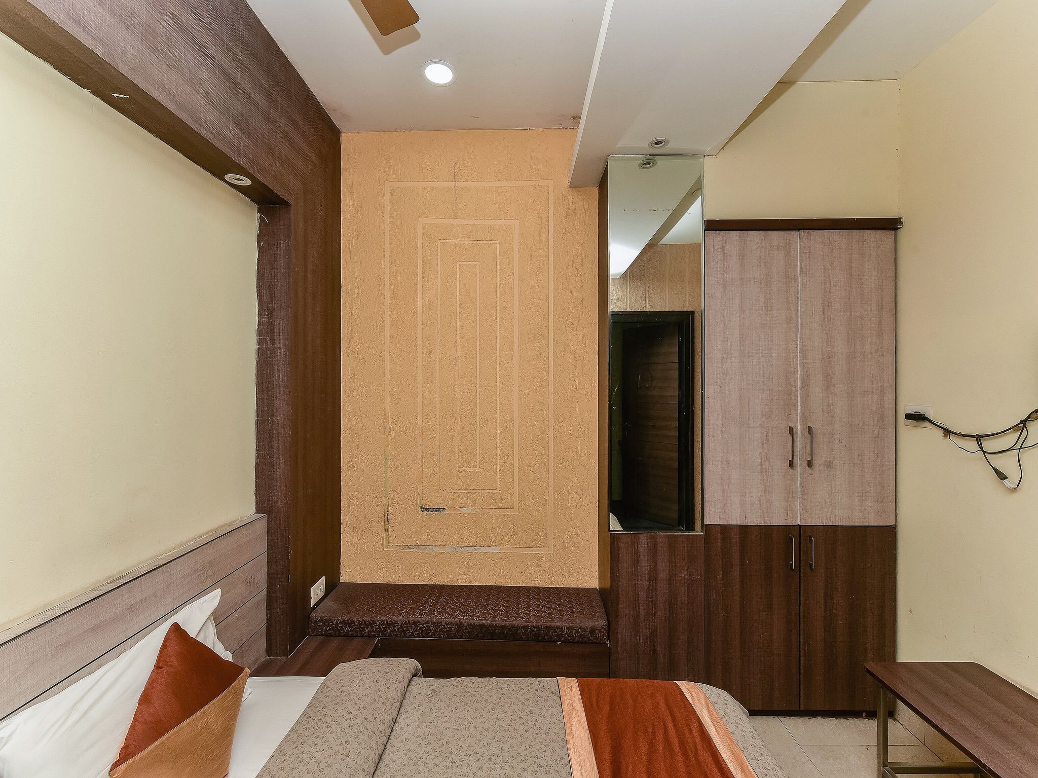 Hotel Brij Palace Deluxe Double AC Room 9