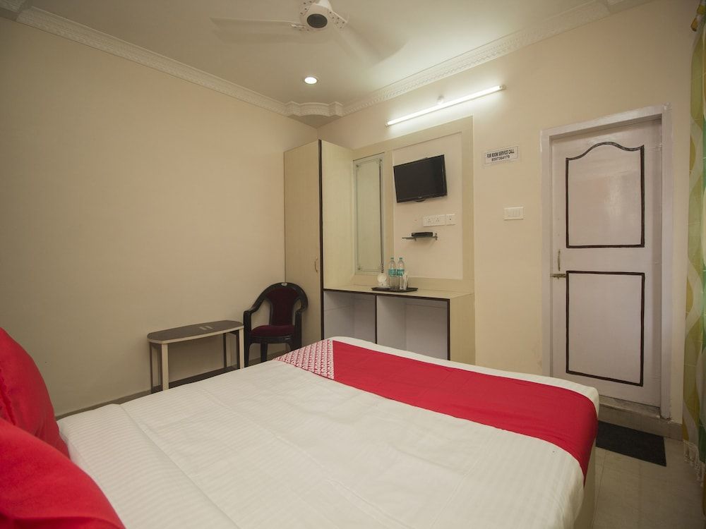OYO 17215 Garg Residency Standard Room 10