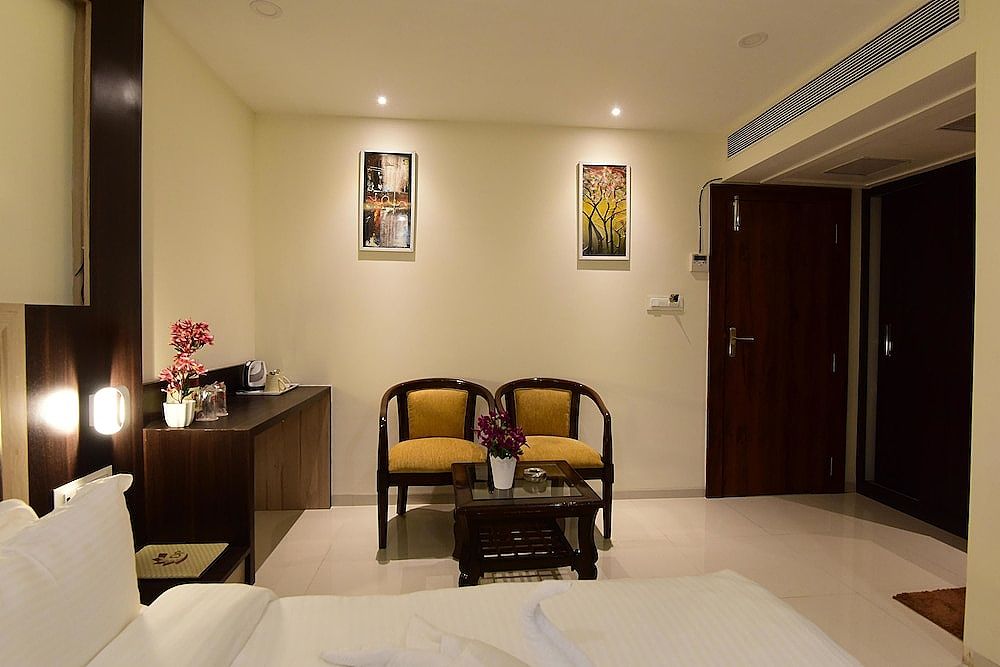 Hotel Dayal Shree Paradise Elite Room 16