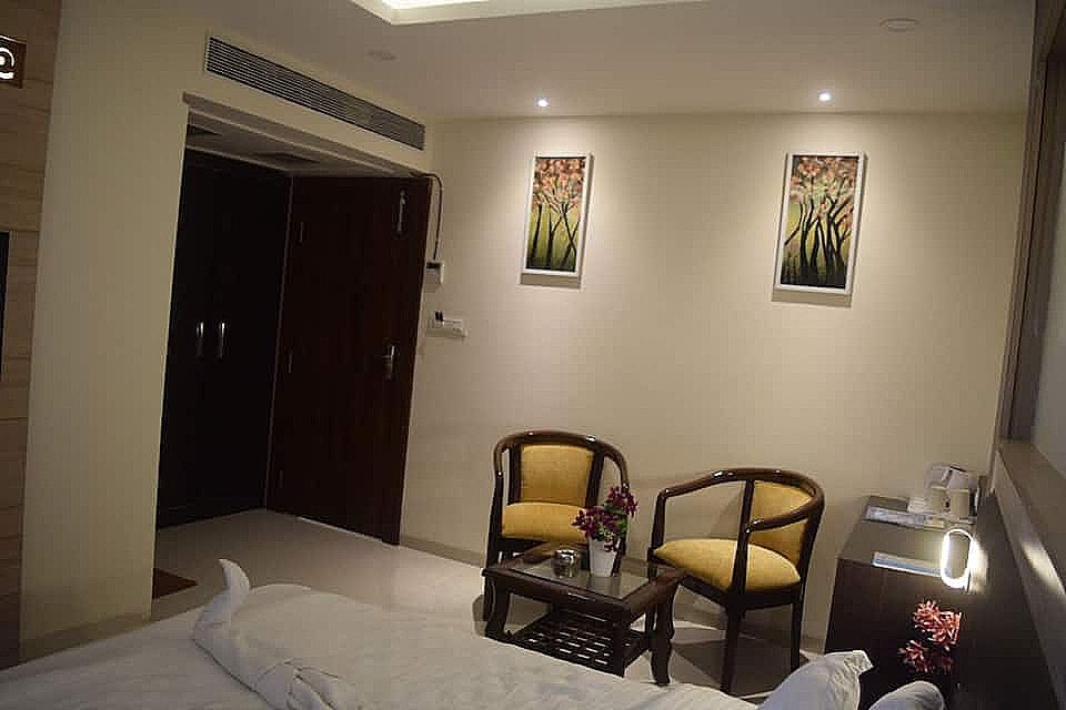 Hotel Dayal Shree Paradise Elite Room 14