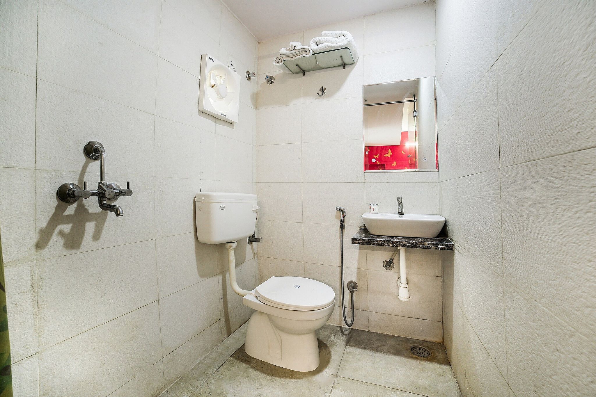 Hotel O Vaishali Classic Room 8