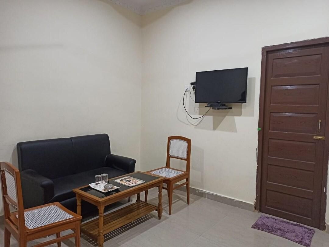 undefined Hotel Samrat 3