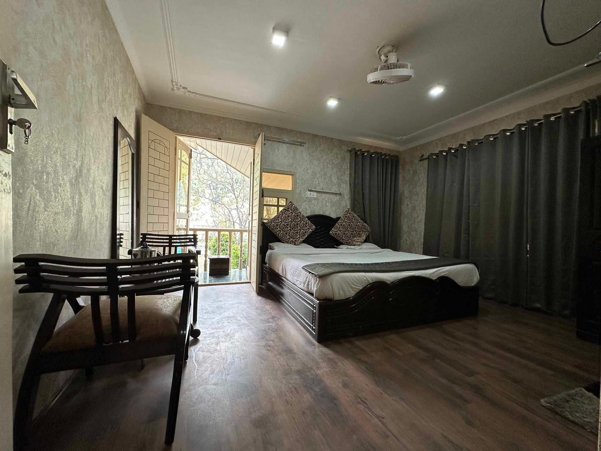 Standard Room.