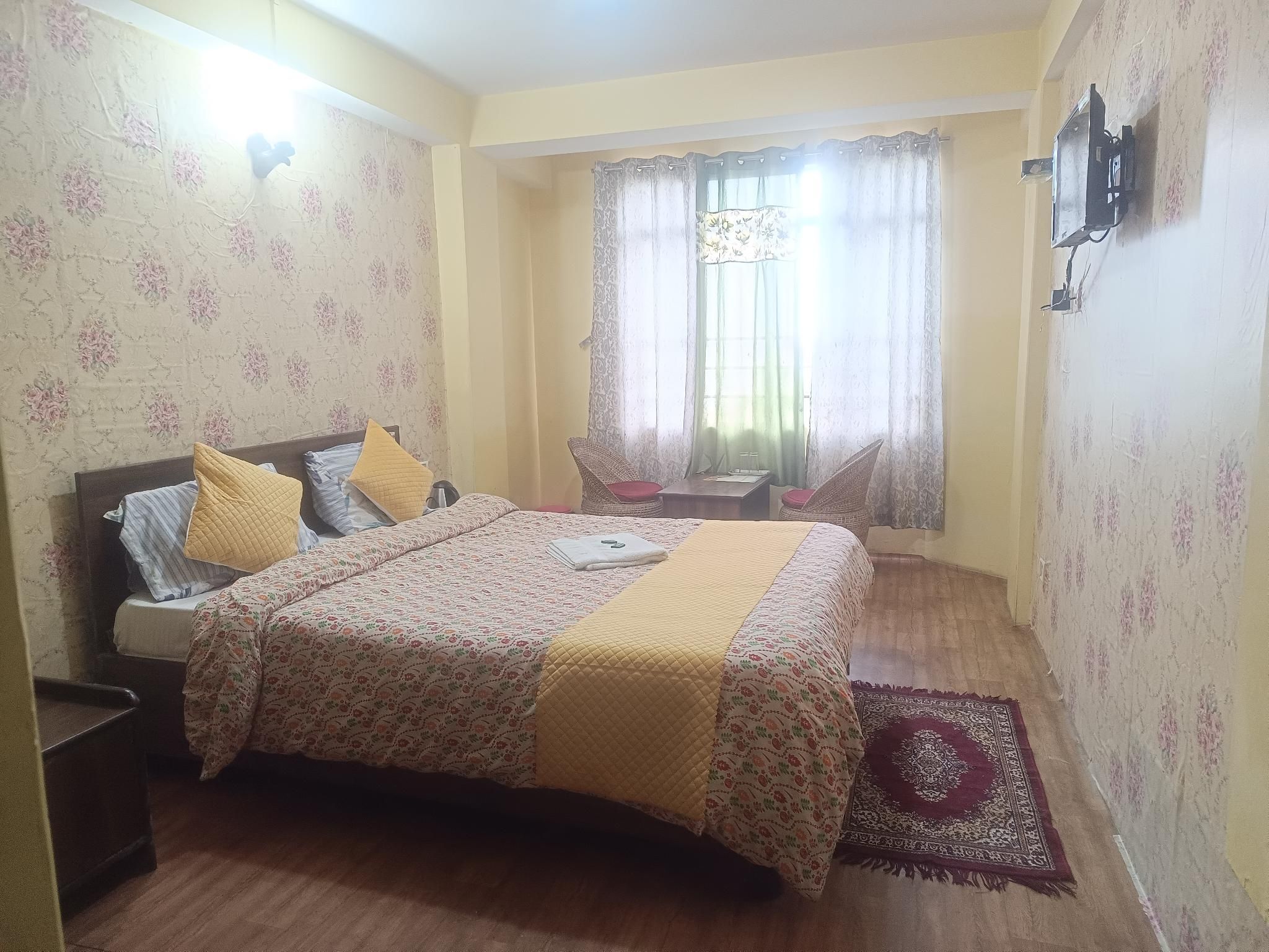 Hotel Himalaya Residency kanchenjunga view Deluxe Mountainview 3