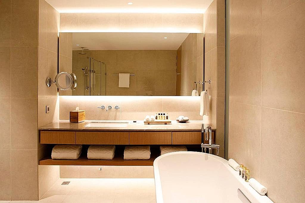 Taj Rishikesh Resort And Spa Deluxe Room King Bed Ganges View 2