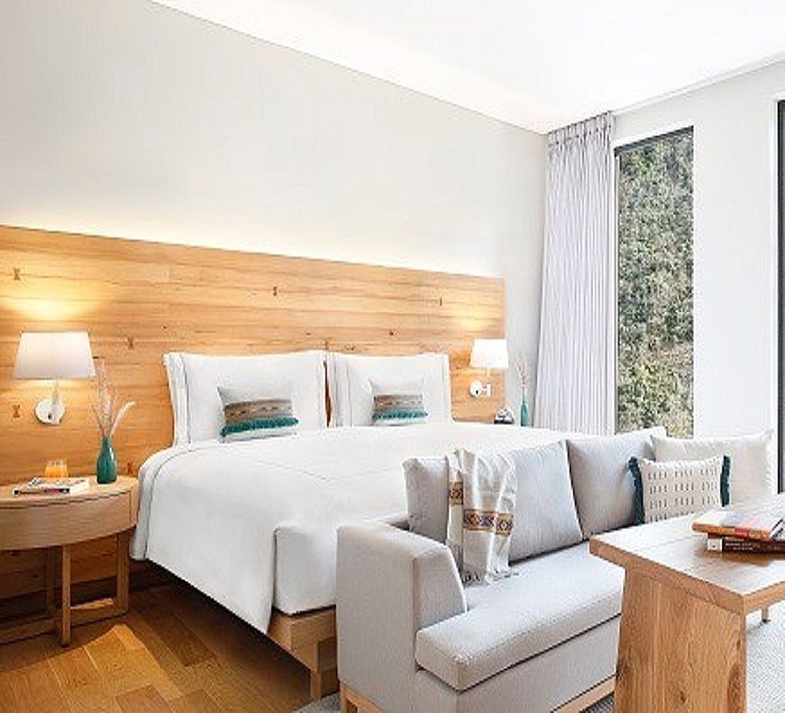 Gangotri Villa King Bed with Sitout and Bathtub