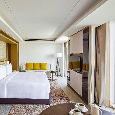 Executive Suite, 1 King